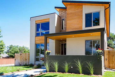 How Pollen Season in Tennessee Affects Your Home’s Exterior